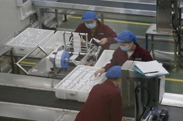 1小時(shí)核發(fā)工程證,醫(yī)藥公司口罩 消毒液產(chǎn)量將翻番