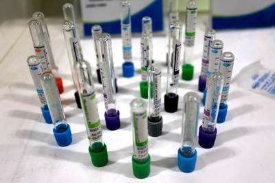 探訪國控圣光集團 讓老百姓用上便宜藥